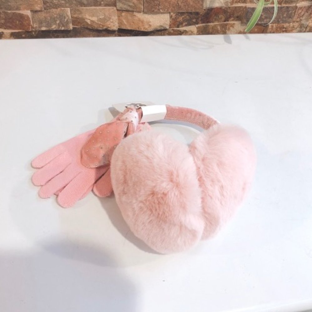 NEW Pink Ear Muffs and Gloves